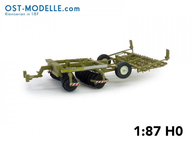 Scheibenegge Fortschritt B402 Transportstellung siena